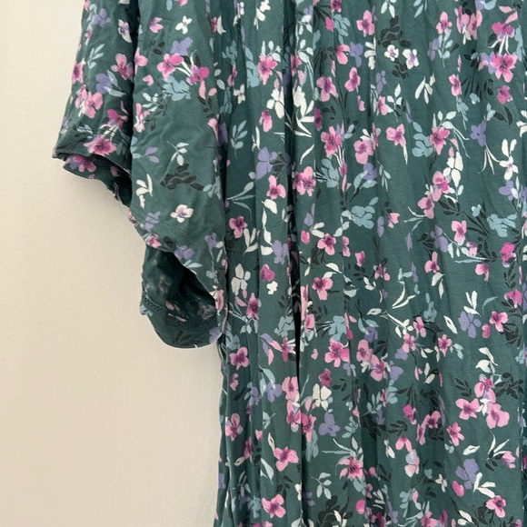 Penningtons Green and Pink Short Sleeve Tee Vibrant Colors - Picture 3 of 6